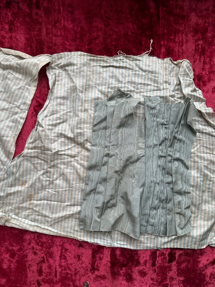 Lot De 2 Coupons Tissu Ancien Création Robe Poupée Ancienne Soie Bleue Rayures - Photo 2/4