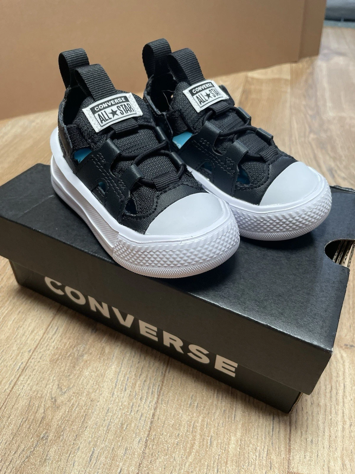 Converse All Star Ultra Sandalo Slip Nero Bianco Neonato UK 6 Nuovo con scatola A01219C