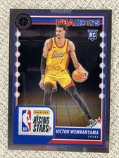 2023-24 PANINI PREMIUM #282 VICTOR WEMBANYAMA BASE RISING STARS ROOKIE SP !!