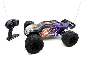 トラクサス　E-REVO　1/8？　1/10？ツインM　新品 トラクサス E-REVO 1/8？ 1/10？ツインM 新品 Traxxas E Revo 1