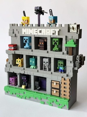 Minecraft Steinburg Ständer für Kinder Joy LEGO Figuren & Funko Bitty Pop Neu