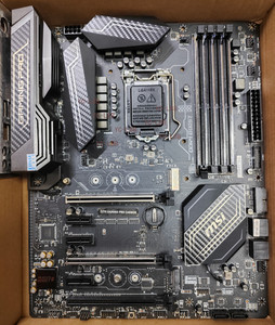 MSI Z270 GAMING PRO intel7700K DDR4：16GB Specification Z270
