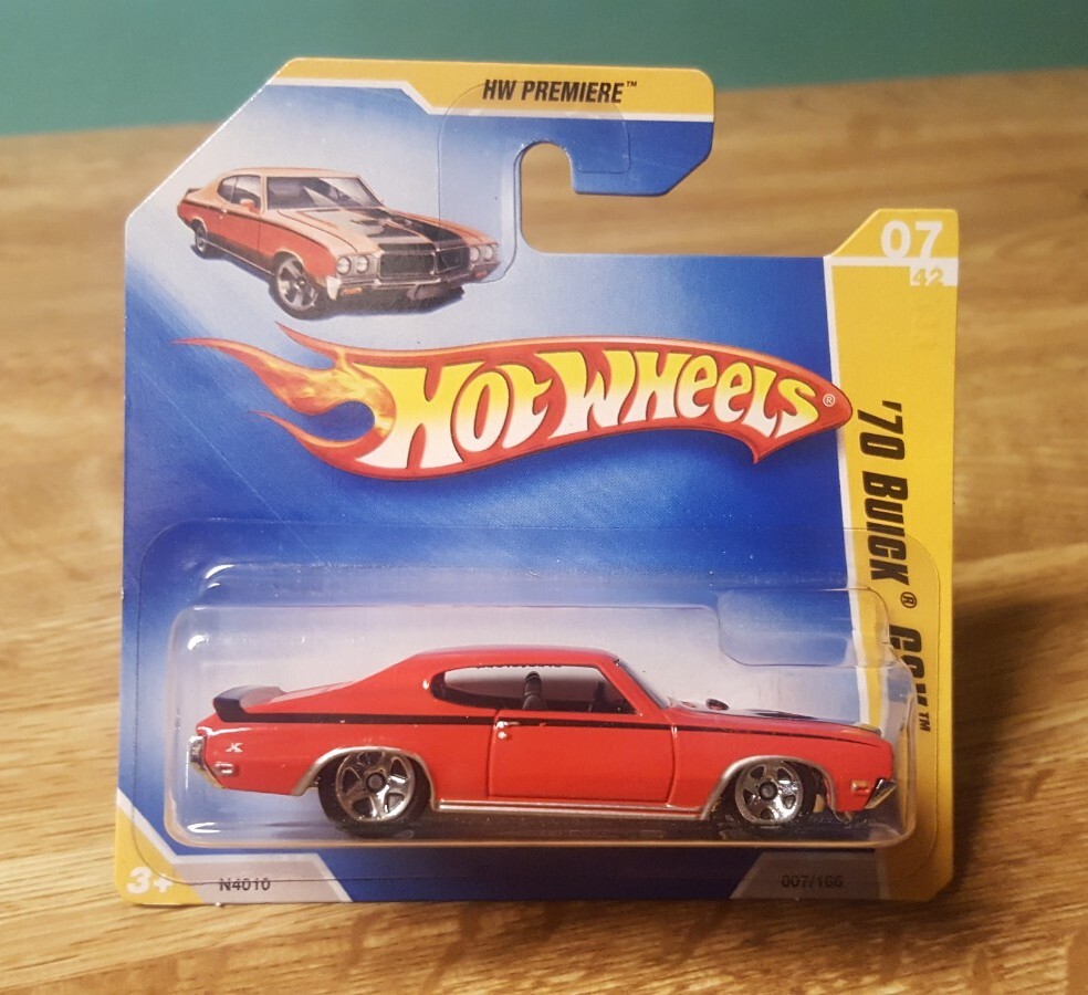 Hot Wheels '70 Buick GSX Red 1:64 Scale HW Premiere on SHORT CARD
