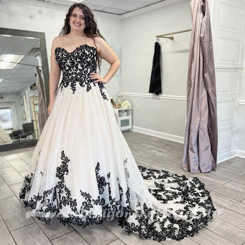 Vestidos de novia góticos negro blanco brillo encaje talla grande barrido tren vestido de novia Foto 4 de 4