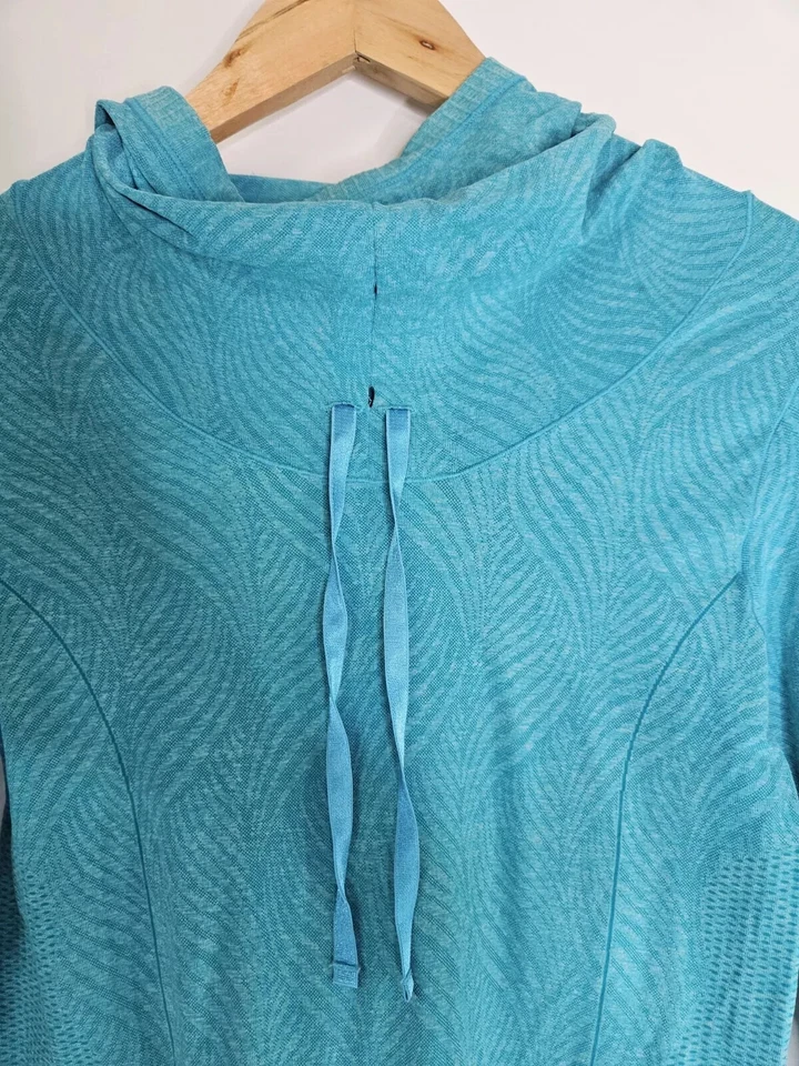 Top activo de manga larga Moving Comfort verde azulado con capucha cuello sudadera con capucha talla M Foto 2 de 4