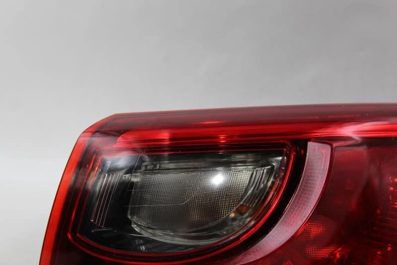 Panel halógeno de cuarto de luz trasera para pasajero derecho compatible con Mazda CX-3 2016 OEM #24999 Foto 3 de 4