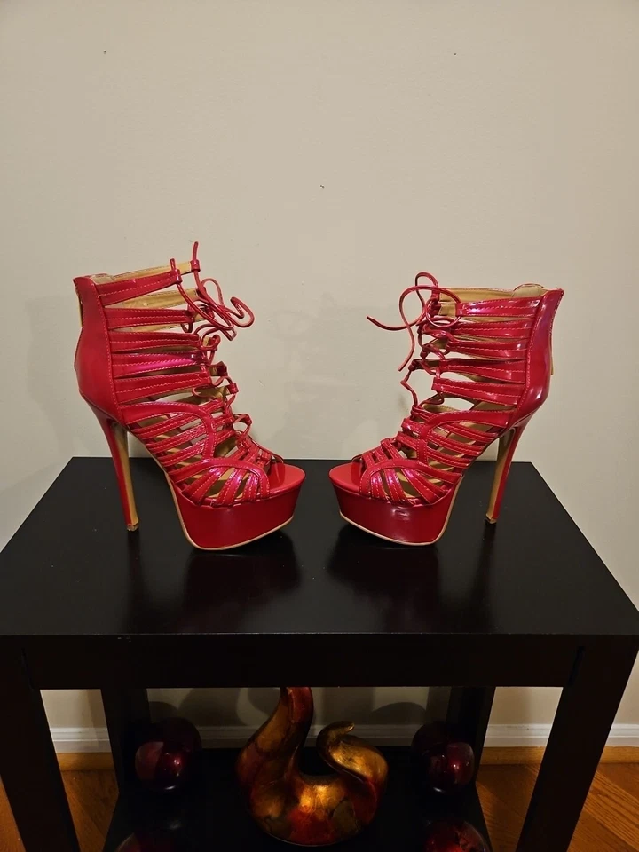 Sandalias de plataforma de tacón Shante by SHOEDAZZLE rosa intenso charol sintético 6,5", talla 8,0 Foto 2 de 4