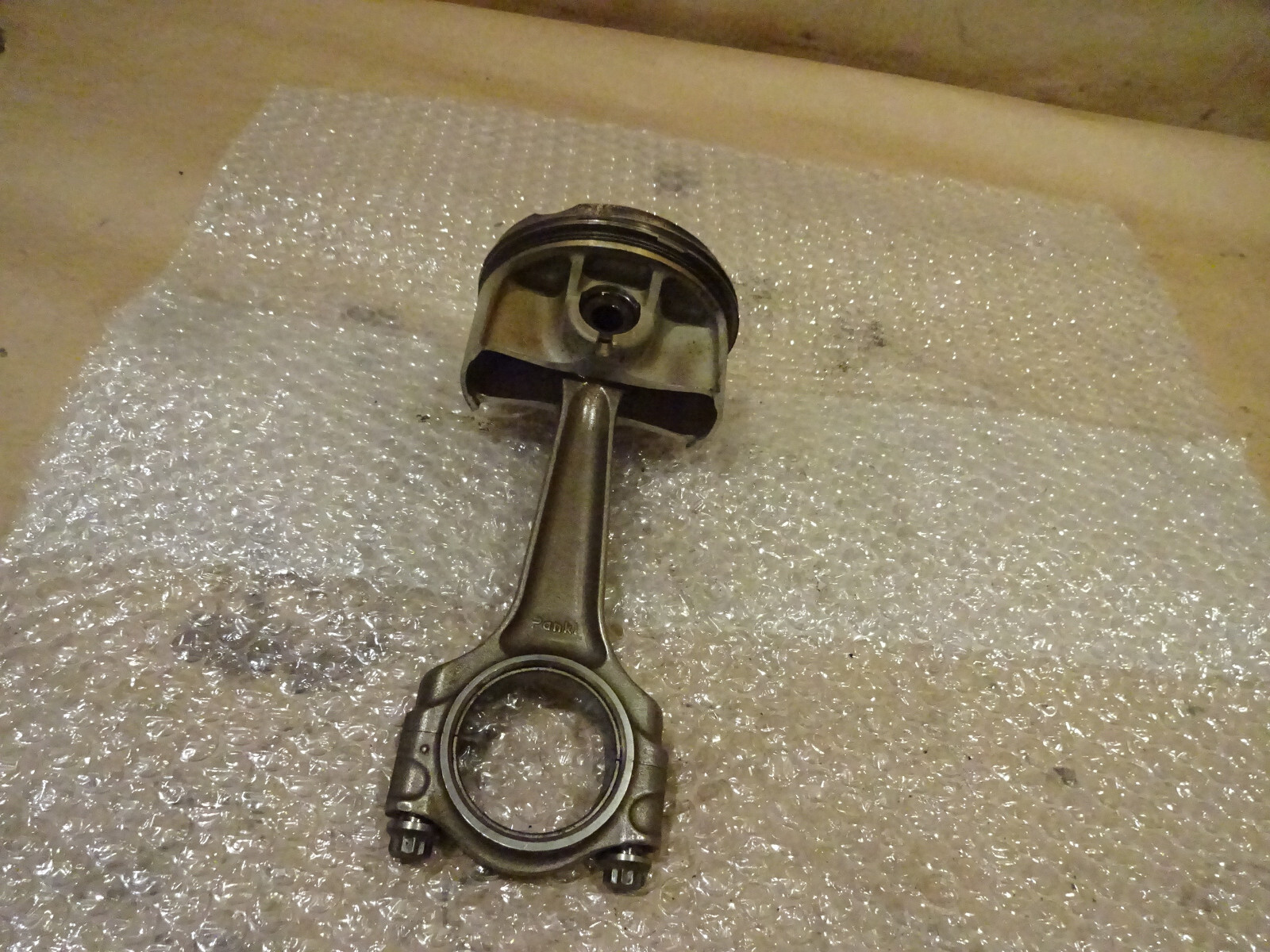 Maserati 4200, Quattroporte-LH Engine Piston & Con Rod Cyl# 6 -P/N 198412-192402