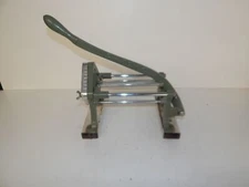 FRENCH FRY CUTTER - HEAVY DUTY W/ EXTRA DIE  (ZWP46)