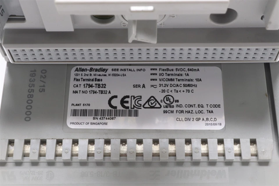 ALLEN BRADLEY TERMINAL I/O BASE 1794-TB32 - Image 3 of 3