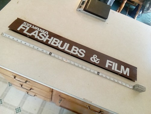 Vintage Tin SYLVANIA Photo Photography Store Display Rack Film & Flashbulbs Sign - Picture 6 of 12