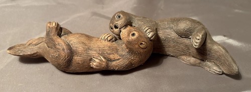 Vintage Kissing Sea Otters Figurine 5” Ceramic Handcrafted