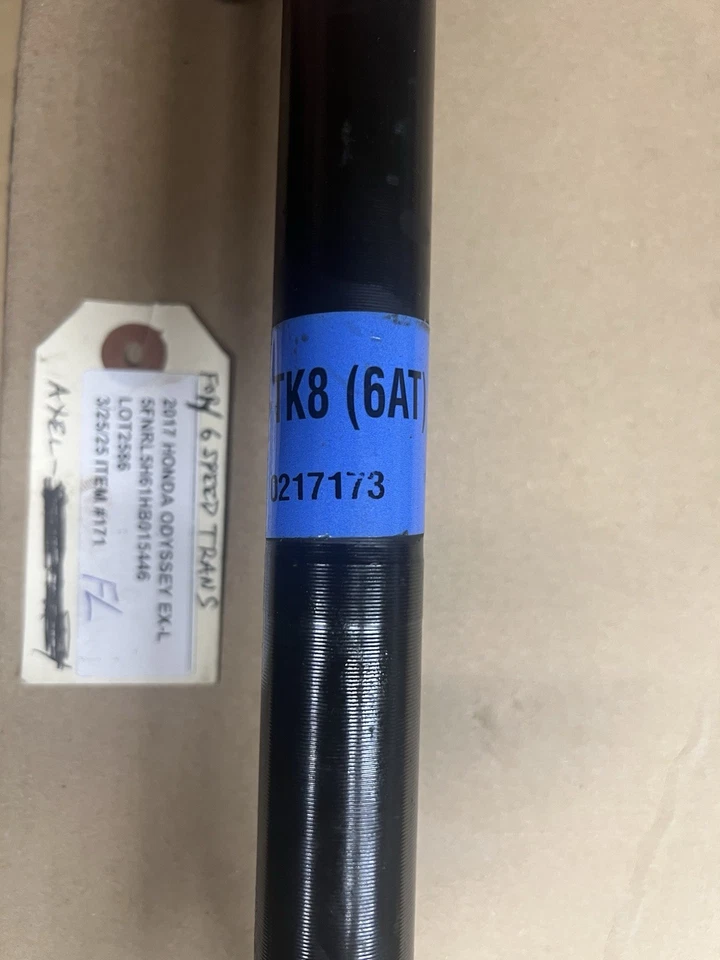 El lado del conductor Axel se adapta a Honda Odyssey 2011 a 2017 con transmisión de 6 velocidades Foto 3 de 4