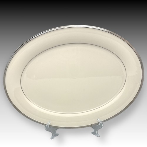 Lenox Solitaire Ivory Platinum Oval Serving Platter 16 3/8" USA Bone China w/Tag - Picture 2 of 5