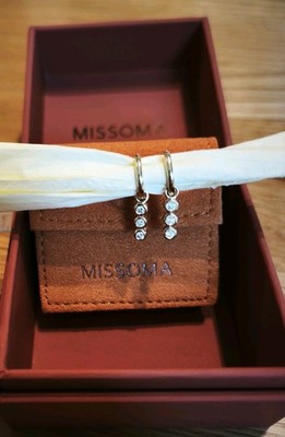 Missoma 14kt Gold 585 Huggies mit Diamant Trio Charms