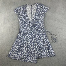 Divided H&M Women's US 8 Blue White Flower Viscose Short Sleeve Tie Waist Dress
