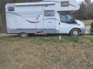 Wohnmobil 6 3m. Alkoven EZ 2010 96.800 KM Nur kurz hier an Bastler