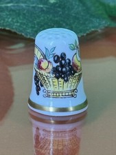 Fingerhut Porzellan Mit Fr&uuml;chte korb Made in England