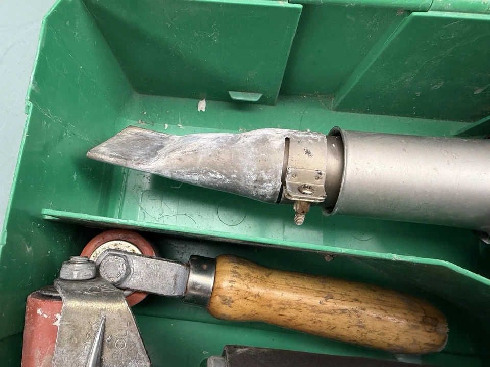 Leister Triac ST Electric Corded Hot Air Tool Heat Gun W/CASE - Image 2 of 4