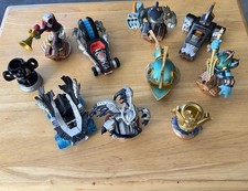 LOT of 10 Skylanders Action Figures / See Pictures
