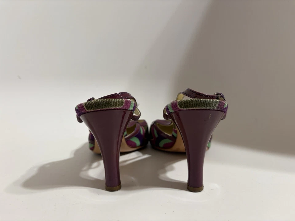 Tacones de colección Prada geométricos morados 36,5 Foto 3 de 4