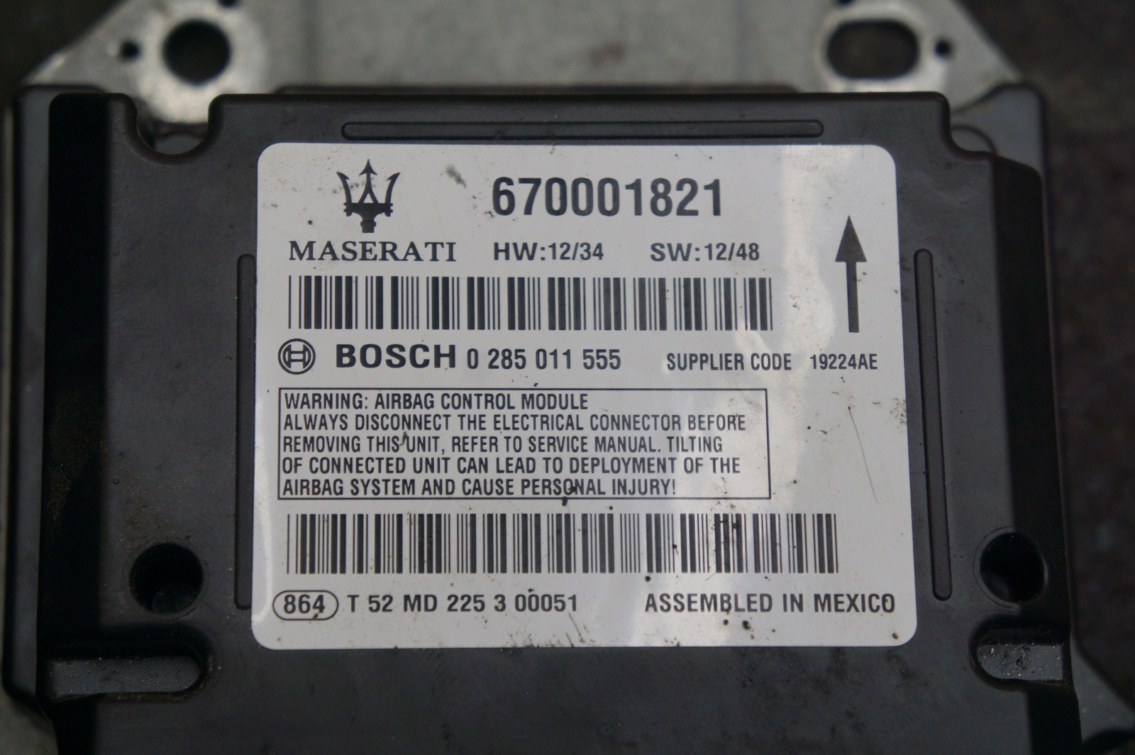 Restraint Sensor Control Module 670001821 670009490 Maserati Quattroporte 13-16