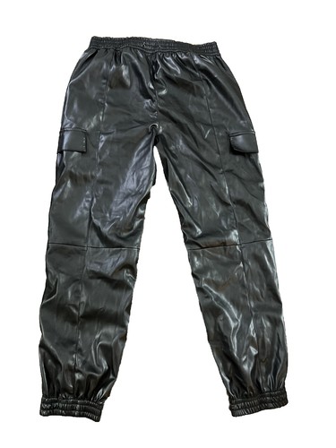 BERSHKA WOMAN SS23 Faux leather cargo joggers ~SZ LARGE ~ LNWOT-MINT!! - Picture 2 of 5