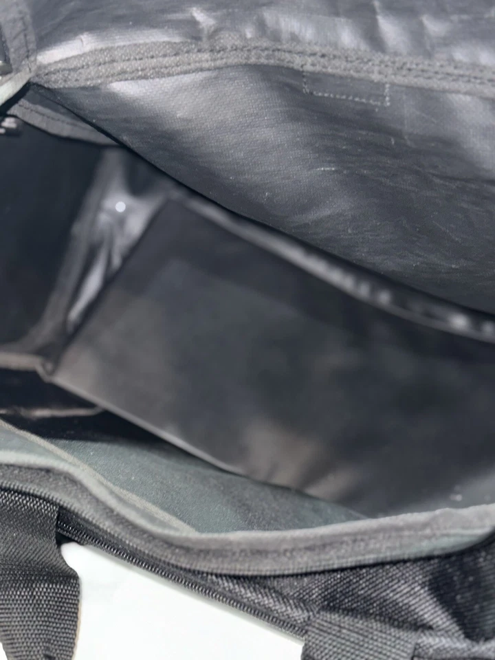 Bolso de hombro Bob Mackie de doble asa Foto 2 de 3