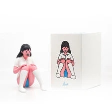 Oh Sit Girl FACE Oka  Vinyl Figure Blue Color Version 300pcs made