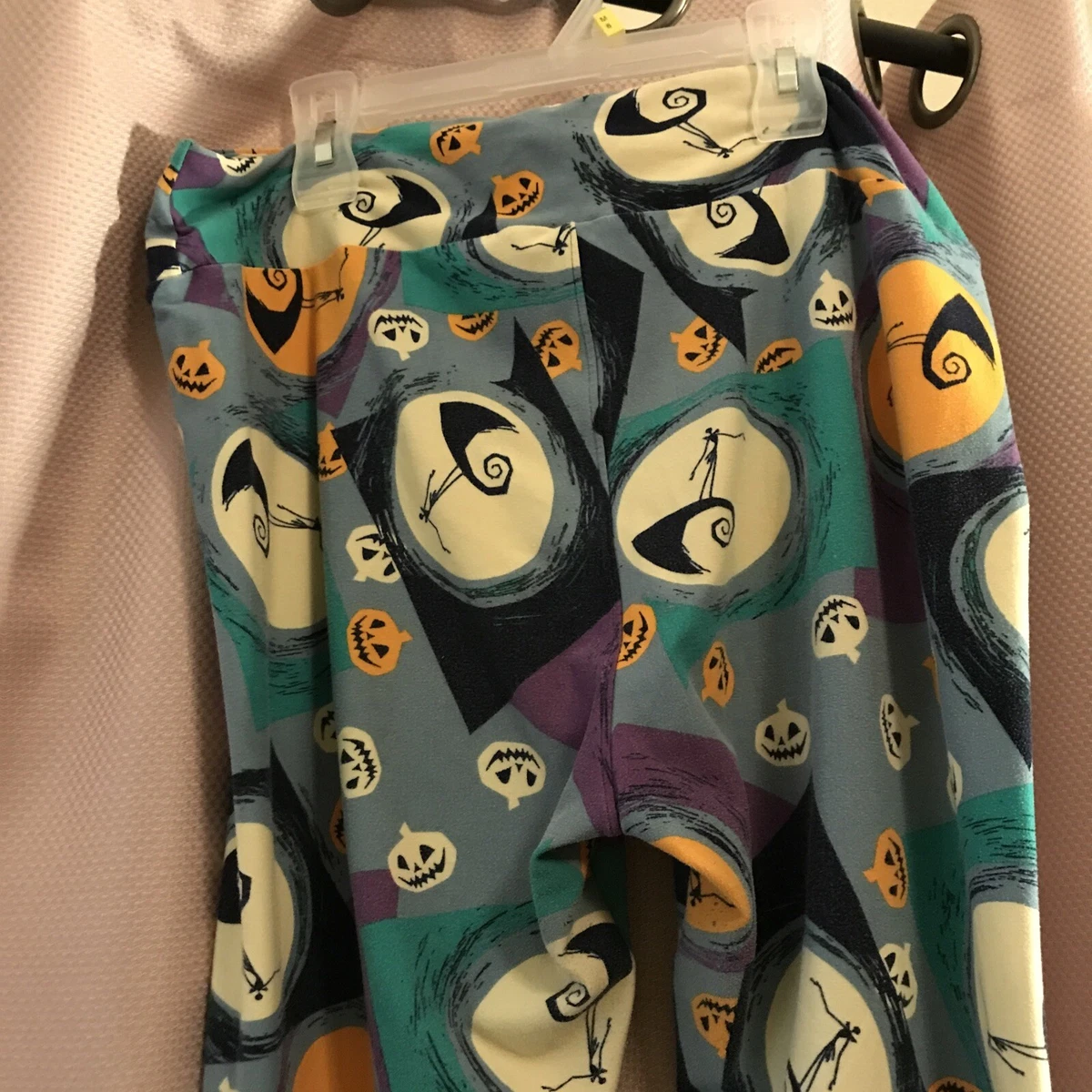 BNWT Lularoe Disney nightmare before Christmas leggings - OS, Babies &  Kids, Babies & Kids Fashion on Carousell