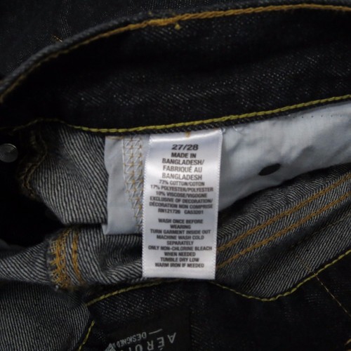 Pantalones de mezclilla ajustados AEROPOSTALE lavado oscuro con botones talla 27/28 (entrepierna real 27") - Imagen 4 de 4
