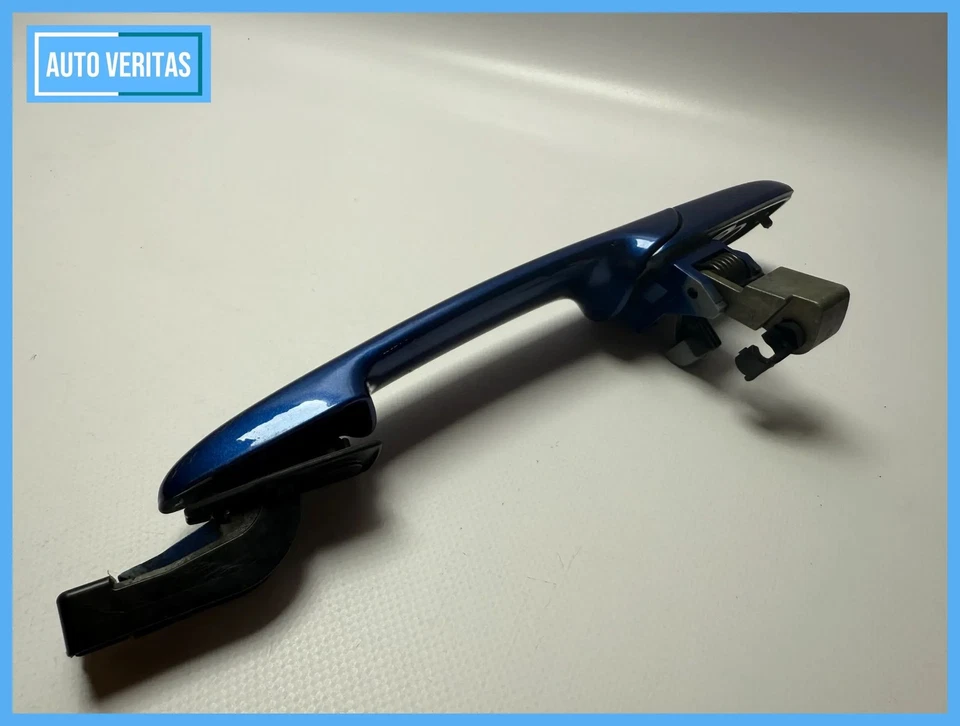 Original Mazda 6 door handle right front blue GJ6L - Image 2 of 4