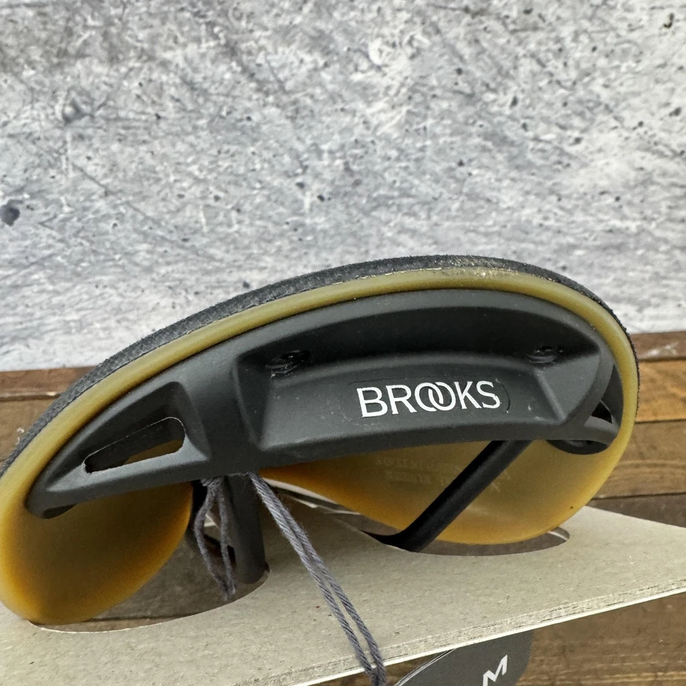 Asiento de sillín de bicicleta Brooks England Cambium C17 negro para todo clima hecho en Italia Foto 3 de 4