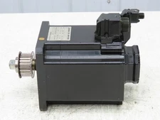 Okuma BL-MC200J-20T AC Servo Motor 4kW 2000 RPM 157V 14.7A 3PH Encoder