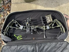 BowTech Core SR 70 RH Ready to Hunt Package OD Green Compound Bow with Case