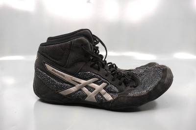 ASICS Snapdown 2 Black Wrestling Shoes Men's Size 9 1081A027