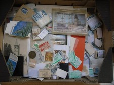 LOT TIMBRES LETTRES ANCIENNES CARTES POSTALES ENVELOPPES 1er JOUR PETIT MATERIEL