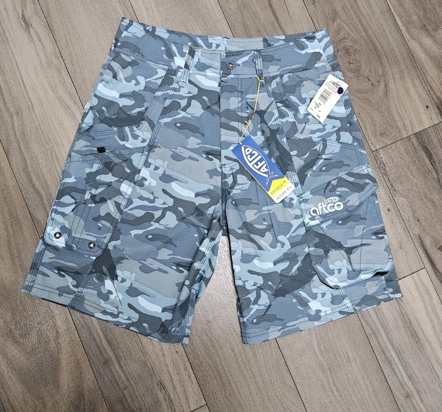 AFTCO Aftech Shorts Mens 30 Blue & Green Camo Rip Stop Vented Cargo Fishing