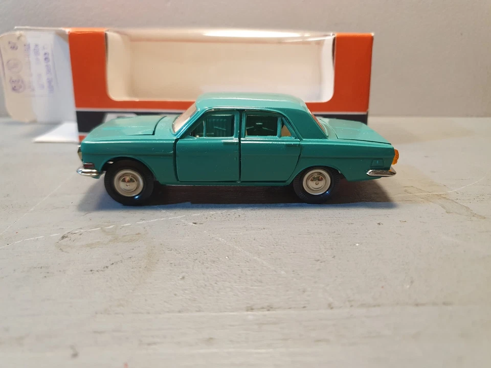 Volga Gaz 24 URSS 1/43 - Photo 4/4