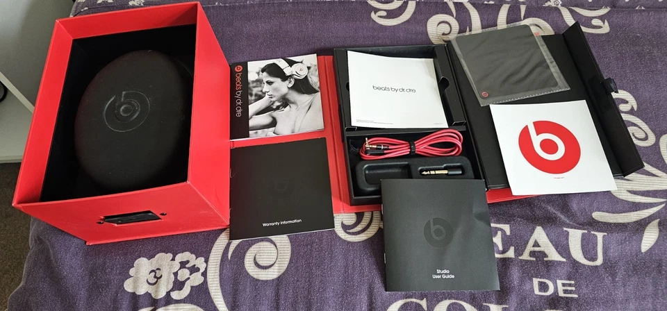 Beats by Dr. Dre Studio Wireless Over-Ear Bluetooth Noise Cancelling Black/Red, photo 3 of 5