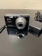 Kodak EasyShare V803 8MP Digital Camera w/ 3x Optical Zoom (Parts or Repair)