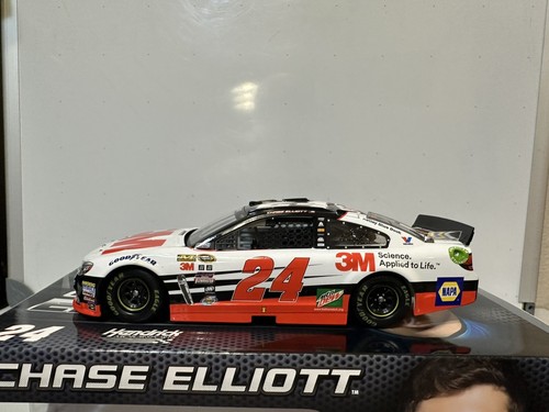 2016 CHASE ELLIOTT ACTION #24 3M NAPA CHEVY SS 1/24 DIECAST - Picture 3 of 13