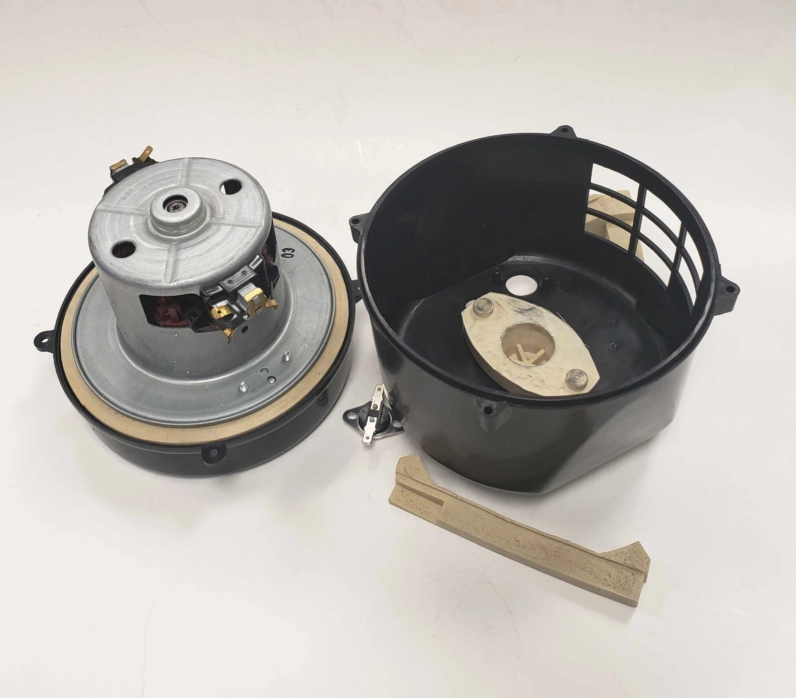 Riccar Simplicity Canister Vacuum Motor Assembly - Thumbnail 2