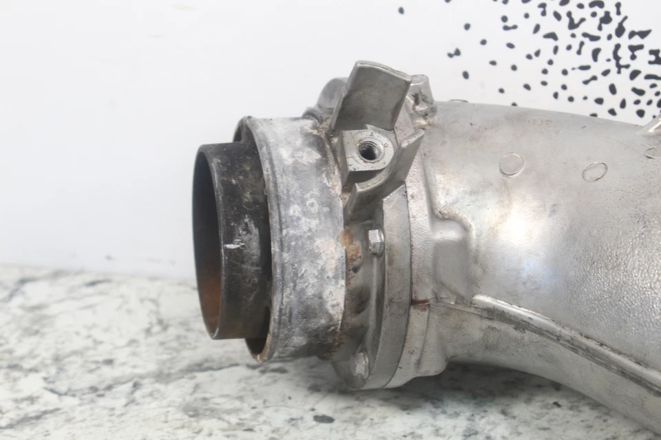 Yamaha Waverunner XLT 1200 2002 tubo de escape codo 68N-41123-00-8P Foto 2 de 4