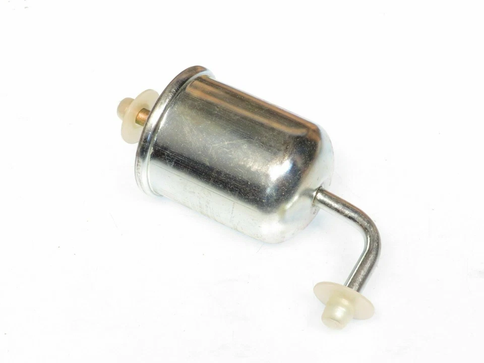 Топливный фильтр марки Vera подходит для Isuzu I-Mark & Geo Spectrum Turbo 043-0924 - Изображение 2 из 2