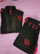 Sanabul Men's Jiu Jitsu GI Set Size A2 Black And Red Great Condition