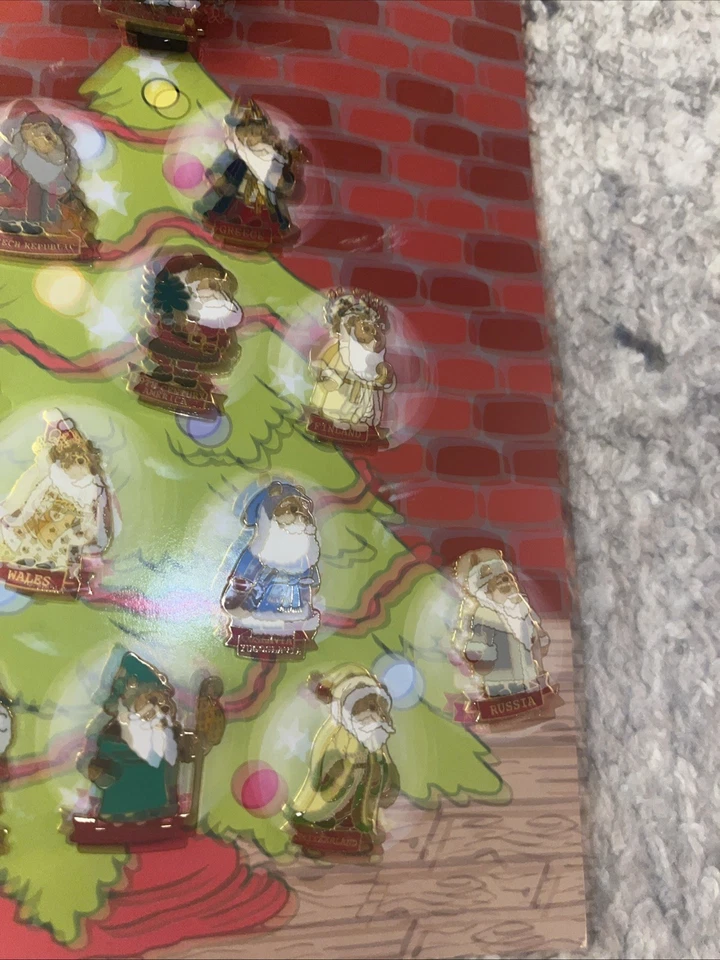 DISNEY STORE POOH SANTAS AROUND THE WORLD 13 PIN SET On Card - Image 3 of 4