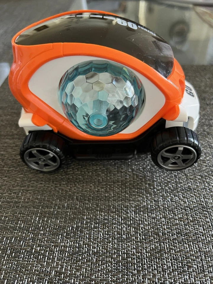 B/O & Omni Directional Future Cars - Image 4 of 4