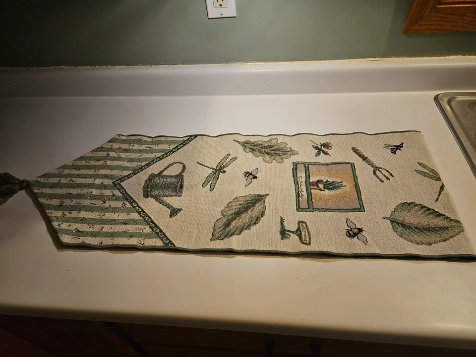 Pfaltzgraff Naturewood Table Runner Tapestry With Tassels 68” EUC - Image 2 of 2