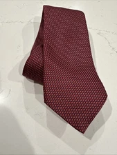 Brioni  Men's Necktie Silk Red and Burgundy Geometric Pattern EUC Designer Tie